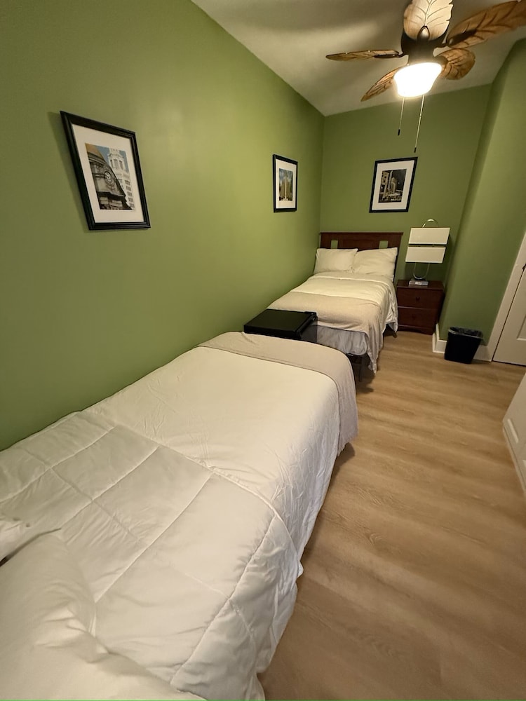 Standard Double or Twin Room, Half Bath photo 1