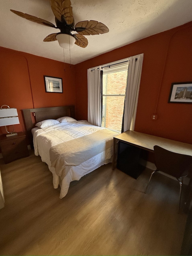 Standard Double Room, Half Bath photo 1