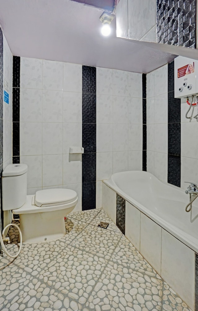 Standard Double Room - Photo 3
