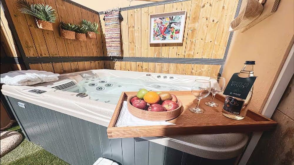 Romantic Studio Suite