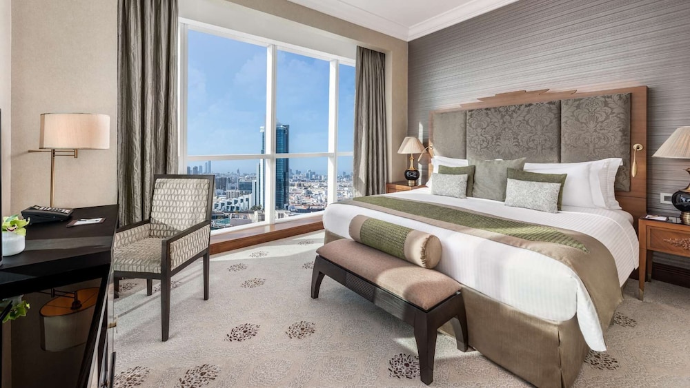 Club Suite, 1 Bedroom (Junior)