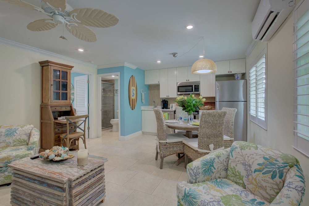Condo (LuLu's Key House Kemp Ridley 1/1 Down)