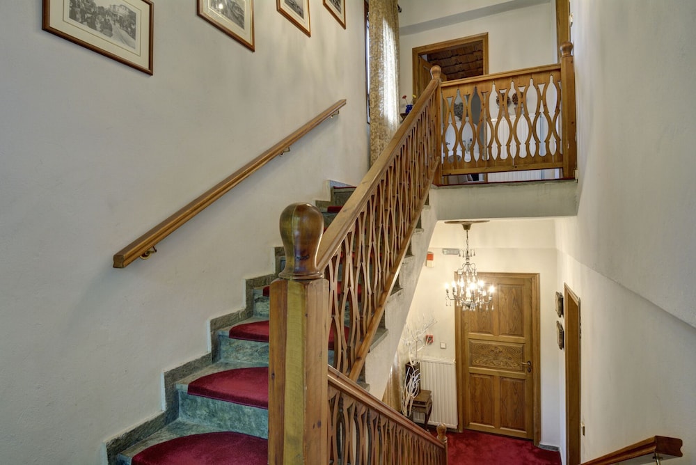 Standard Double or Twin Room photo 2