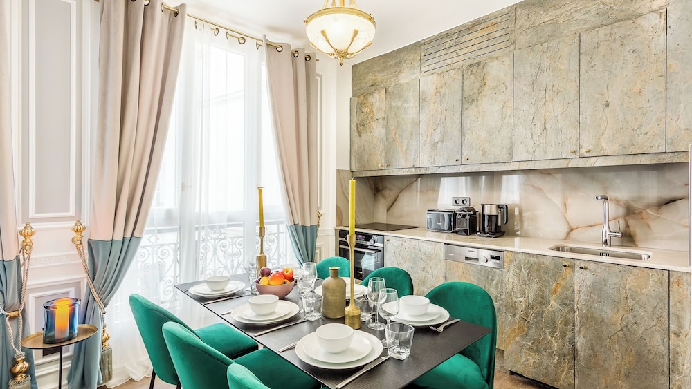 Apartment, City View photo 2