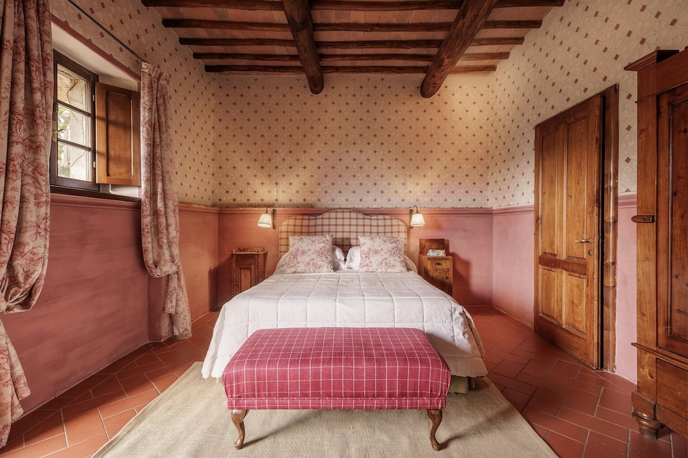 Superior Double Room, Patio - Photo 3