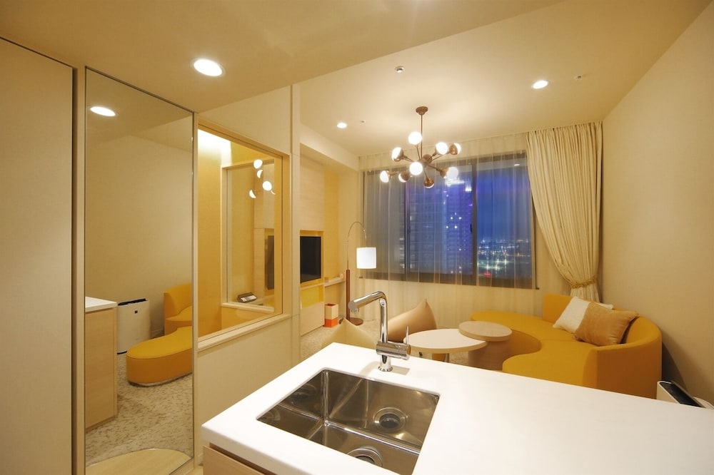 Moco Moco Maisonette Room 4 people- Non-Smoking photo 1