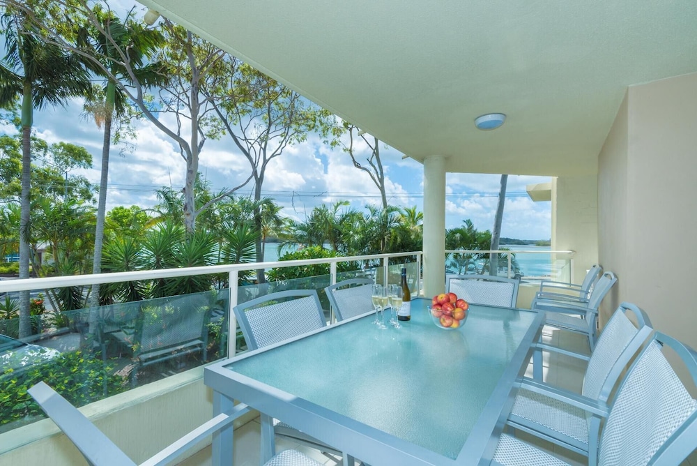 Water Front 3 Bedroom Apartment photo 2