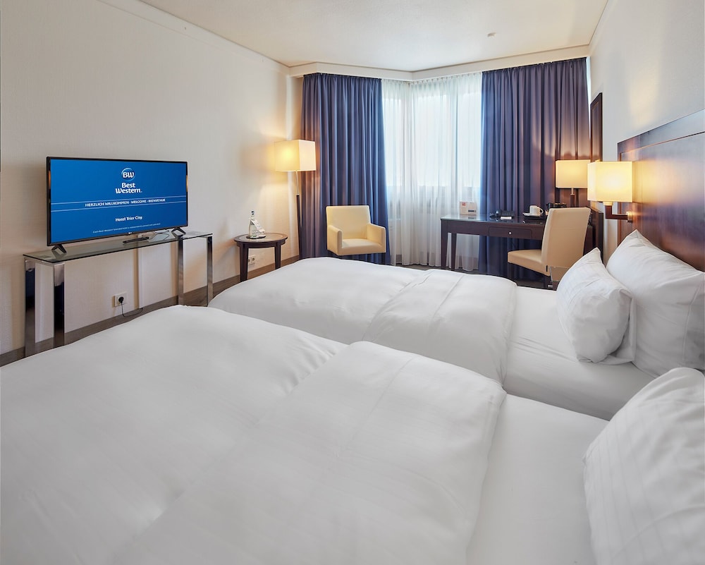 Standard Room, 1 Double Bed - Photo 4