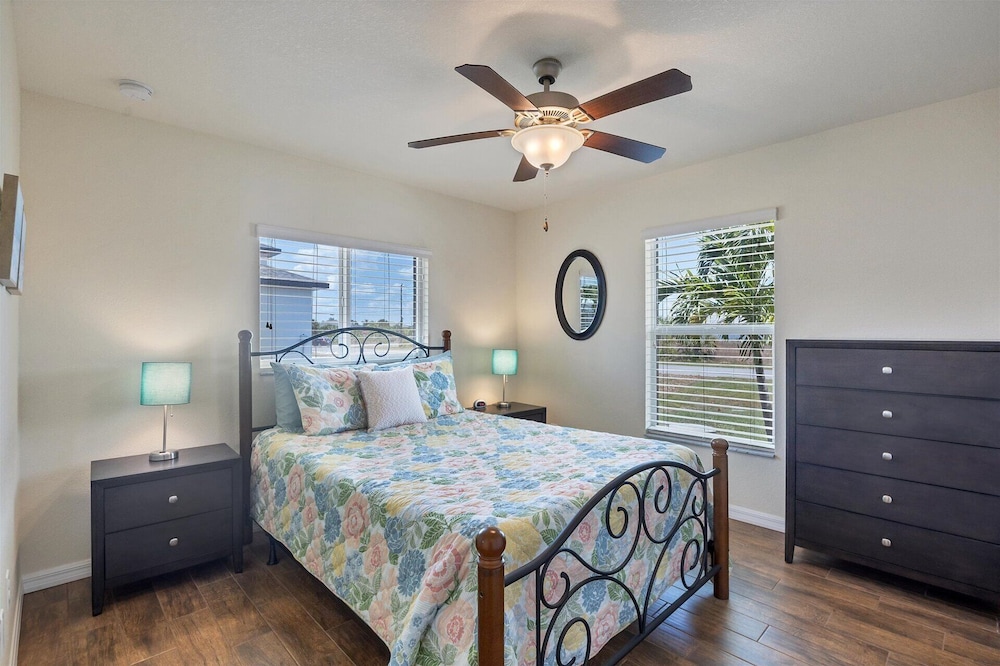 House, Multiple Beds, Pool Access (MTD10333)