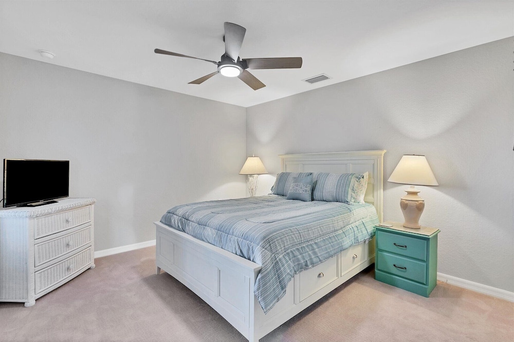 House, Multiple Beds, Pool Access (HLB14060-322) photo 1