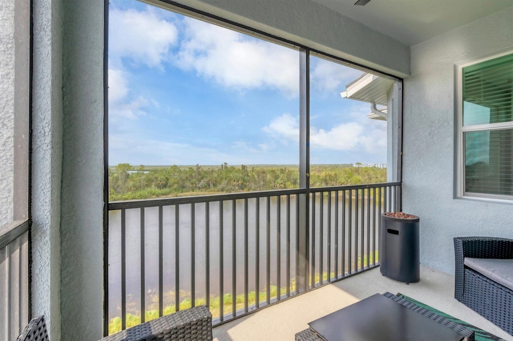 House, Multiple Beds, Pool Access (HLB14151-1041) photo 2