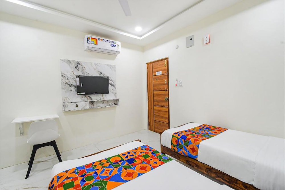 Deluxe Double or Twin Room, City View