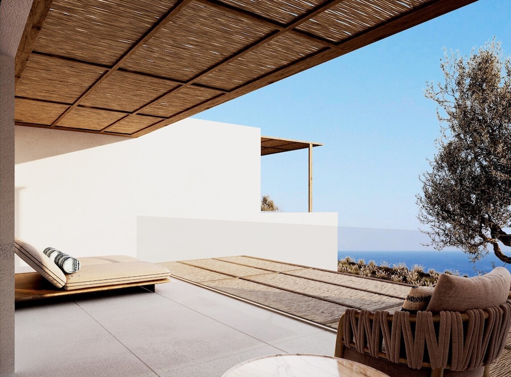 Veranda Suite With Panoramic Sea View