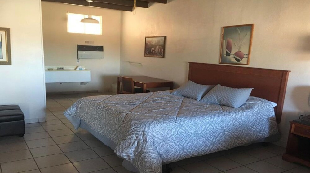 Basic Single Room
