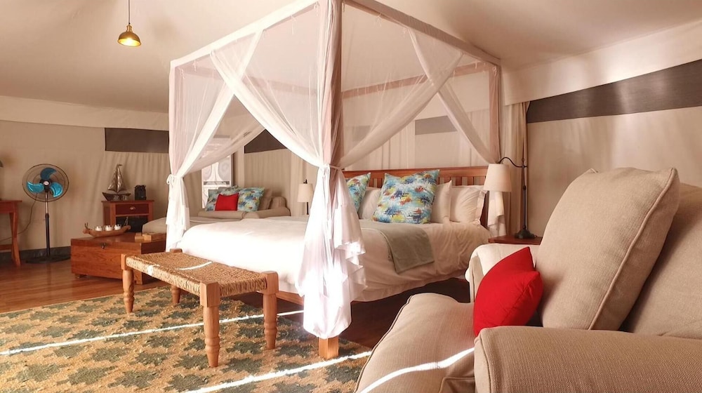 Luxury Double Room, 1 King Bed photo 3