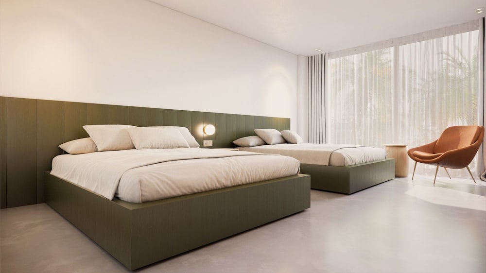 Deluxe King Room photo 3