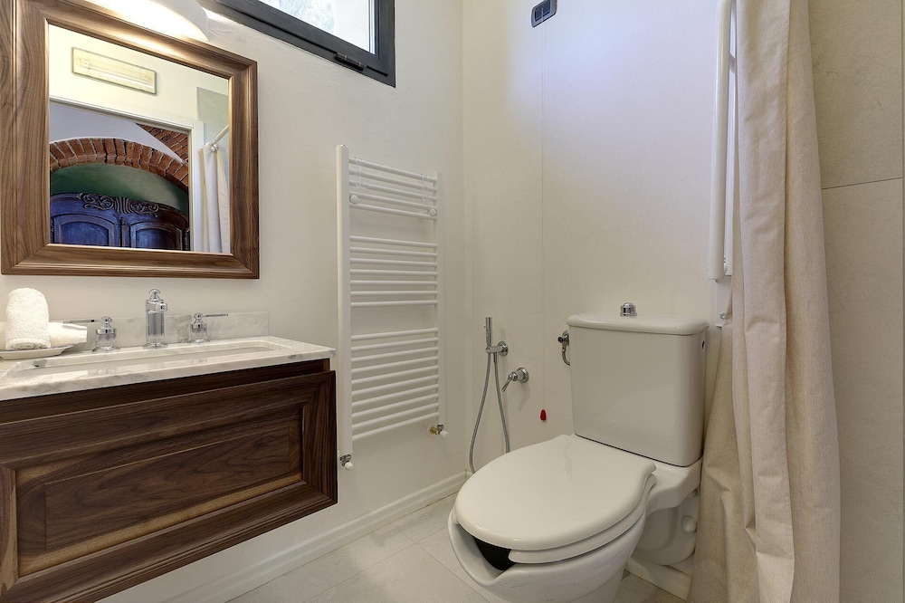 Double Room, Mobility Accessible photo 2
