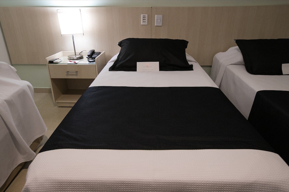 Junior Room, Multiple Beds