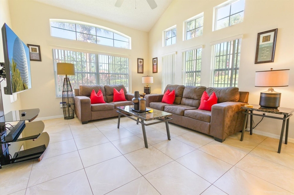 Townhome, 4 Bedrooms
