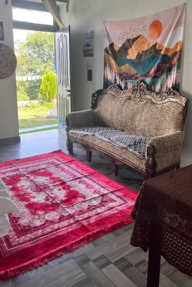 Family Room photo 3