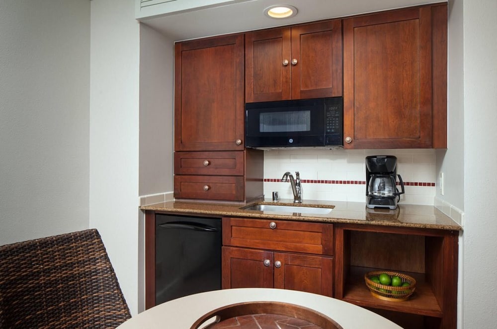 Luxury Villa, 1 Bedroom, Lanai, Garden View photo 2