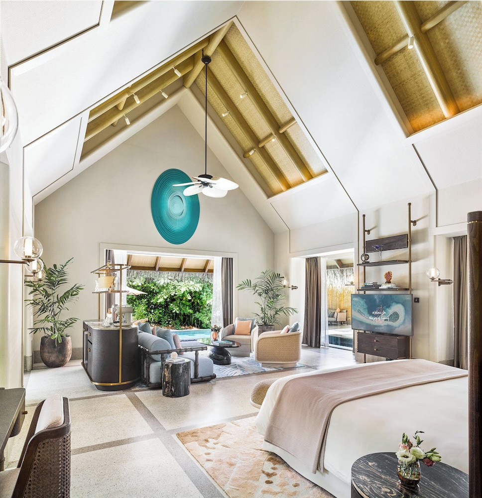 Beach Pool Villa King