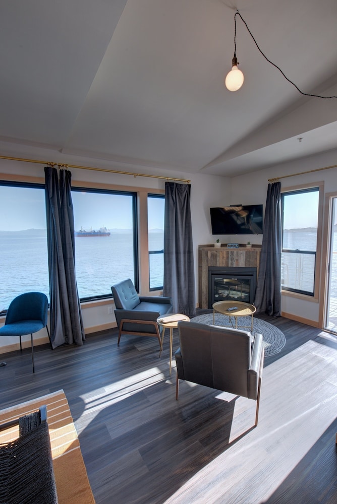 Luxe Ice House King 2nd Floor - Photo 16
