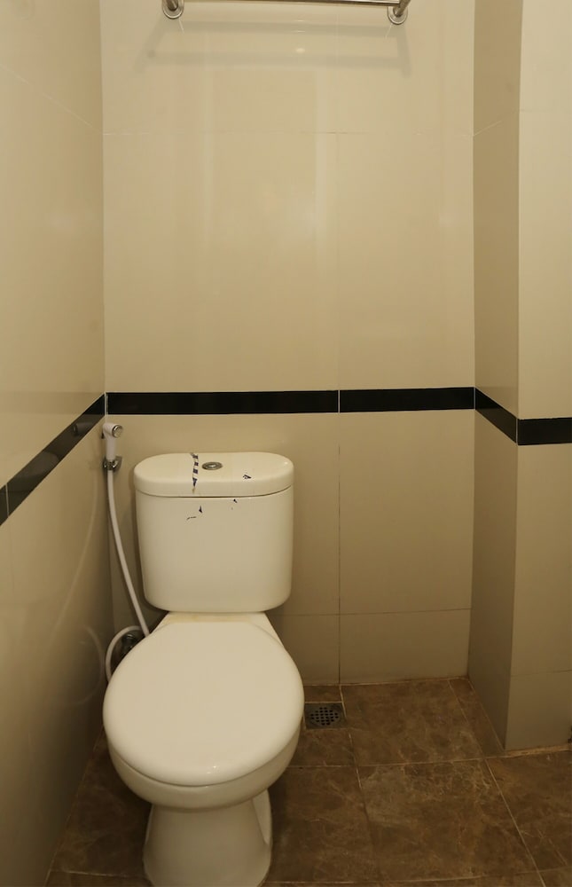 Deluxe Twin Room - Photo 11