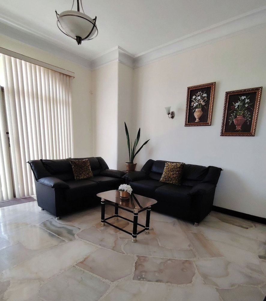 Family Apartment, 2 Bedrooms, Kitchenette photo 1