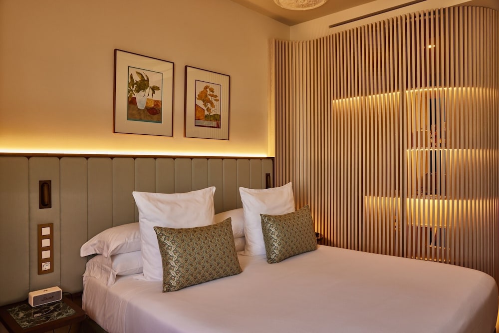 Classic Room, 1 Queen Bed