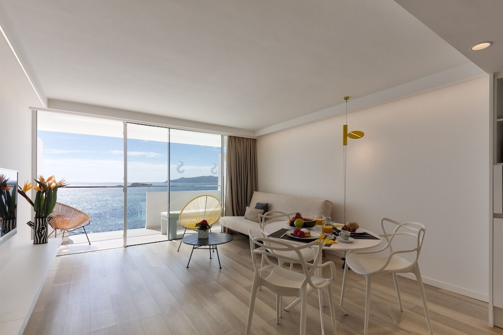 Suite, Terrace, Sea View (heaven, high floors) photo 2