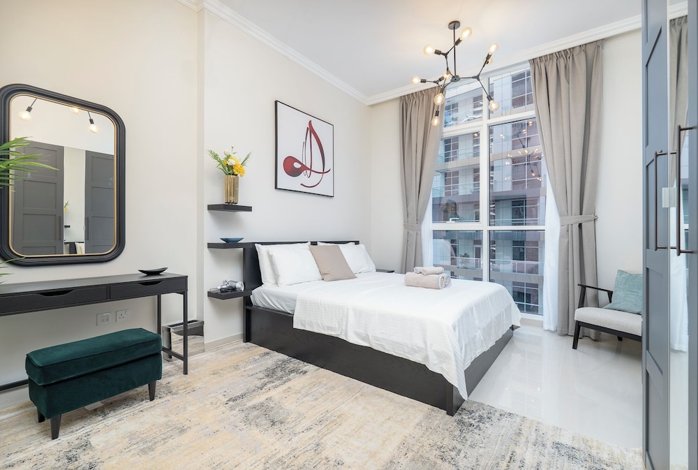 Signature Apartment, 1 King Bed With Sofa Bed
