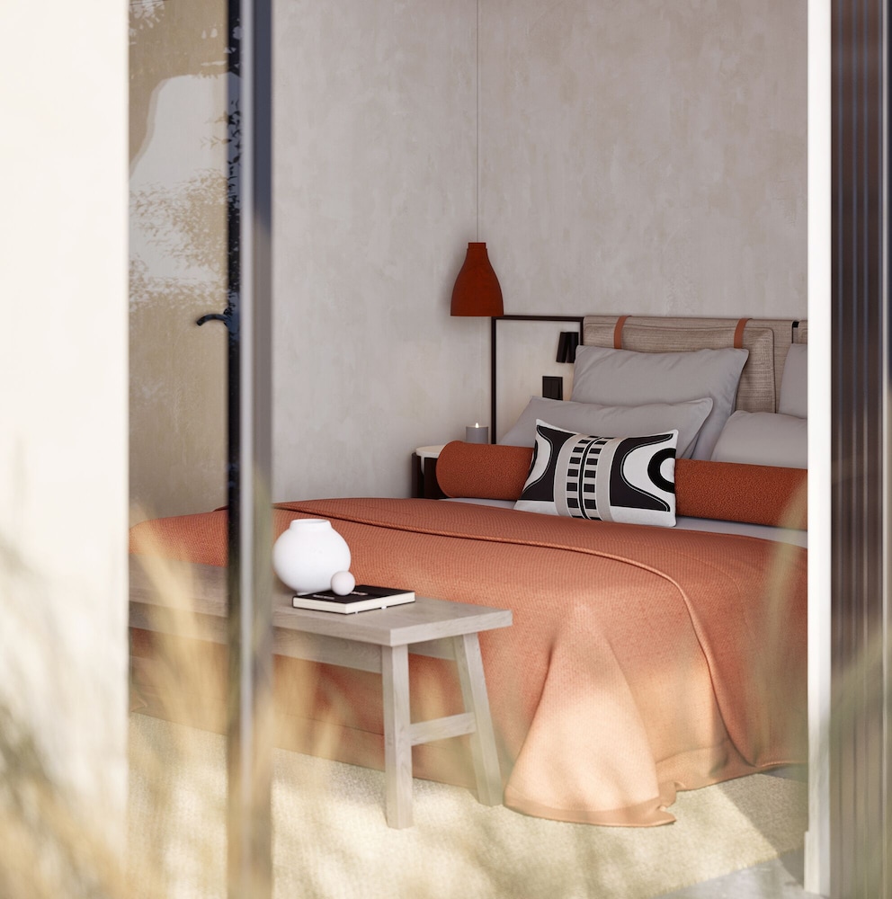 Deluxe Room With Sea View - Photo 3