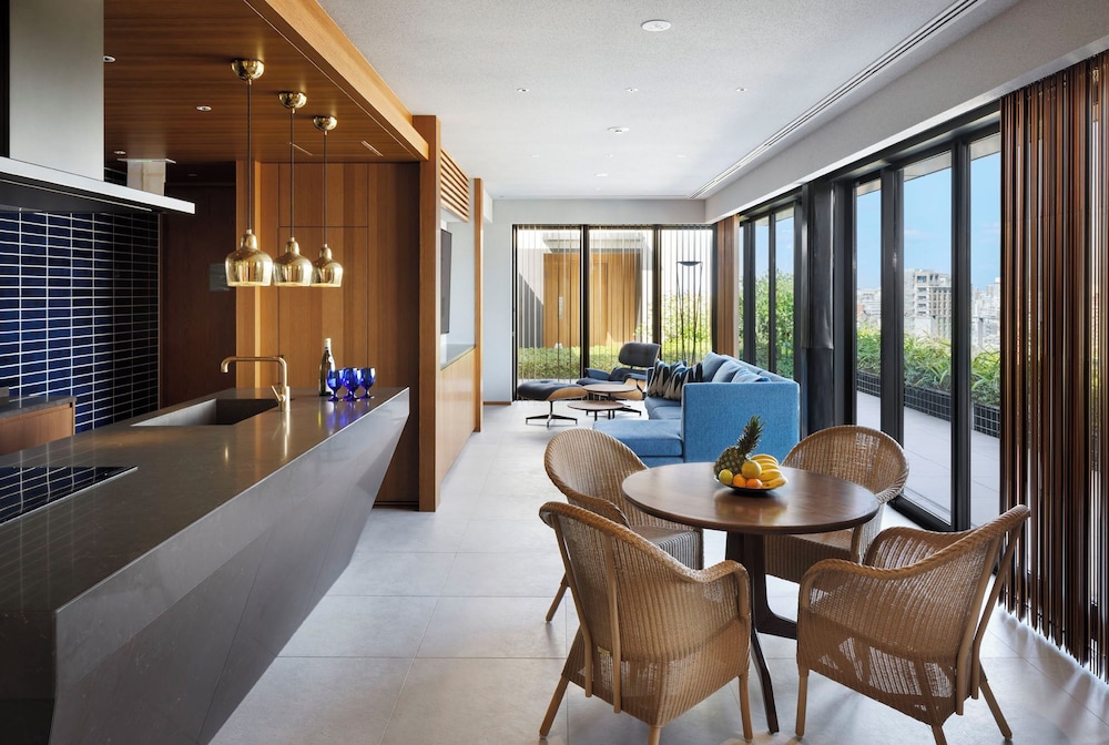 Penthouse Suite (Top floor, private terrace) - Photo 1