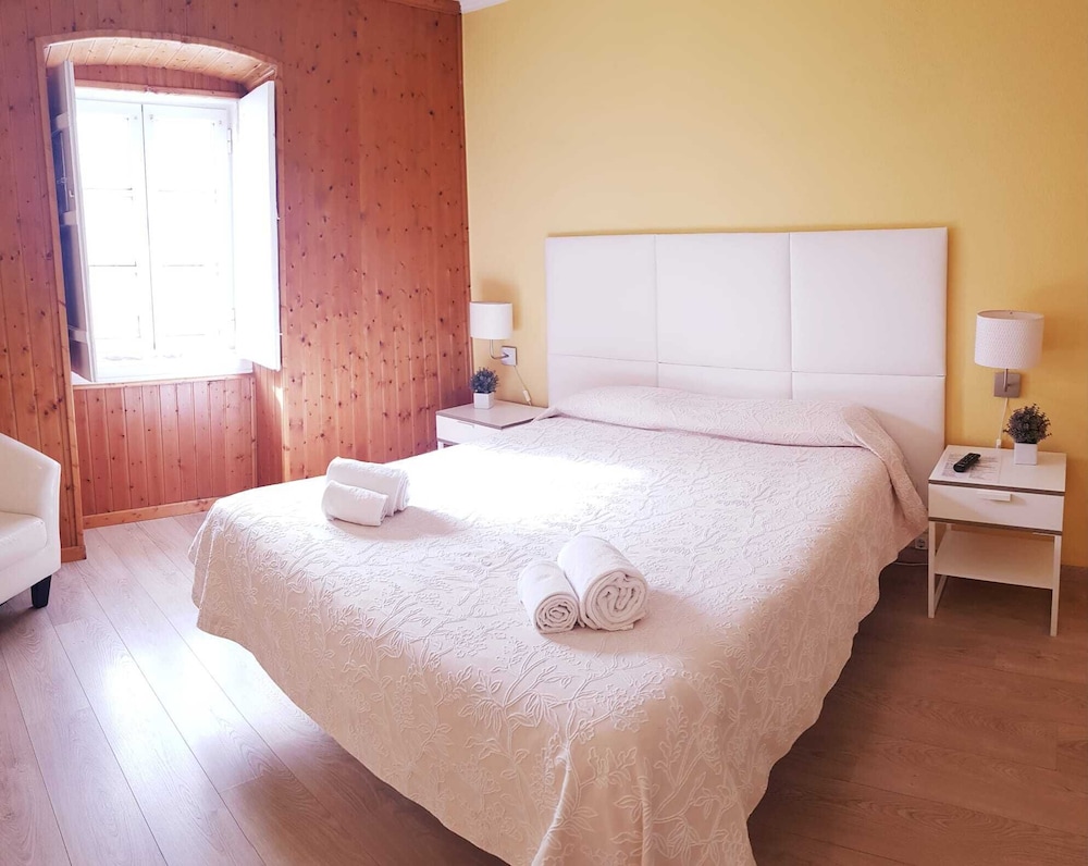 Standard Quadruple Room, Private Bathroom