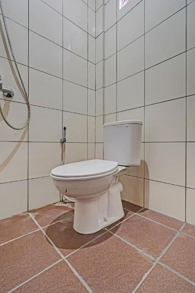 Standard Double Room - Photo 7