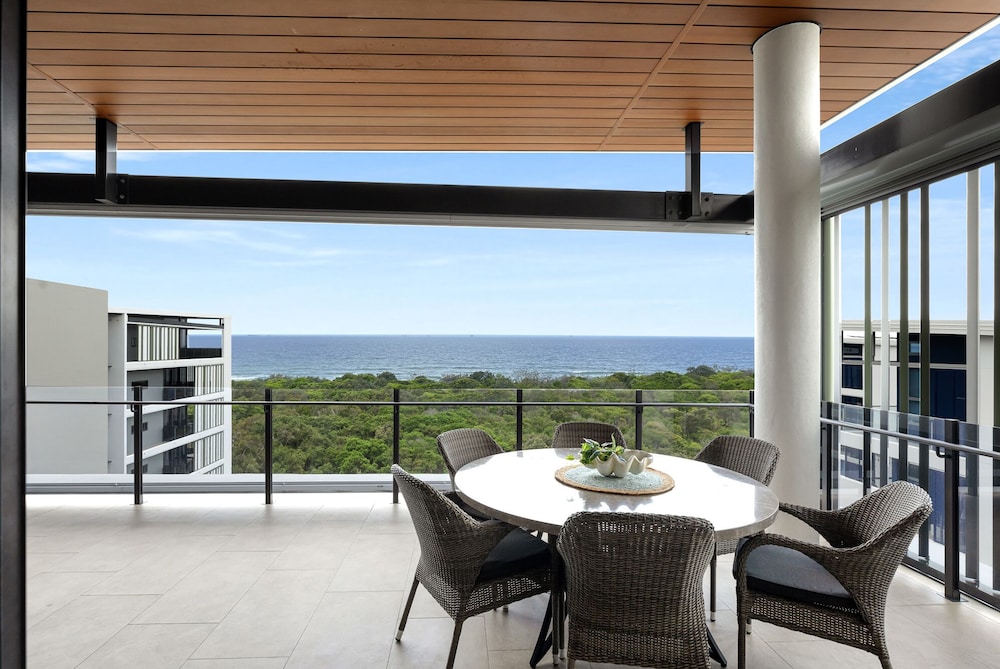 Superior Apartment, Ocean View photo 1