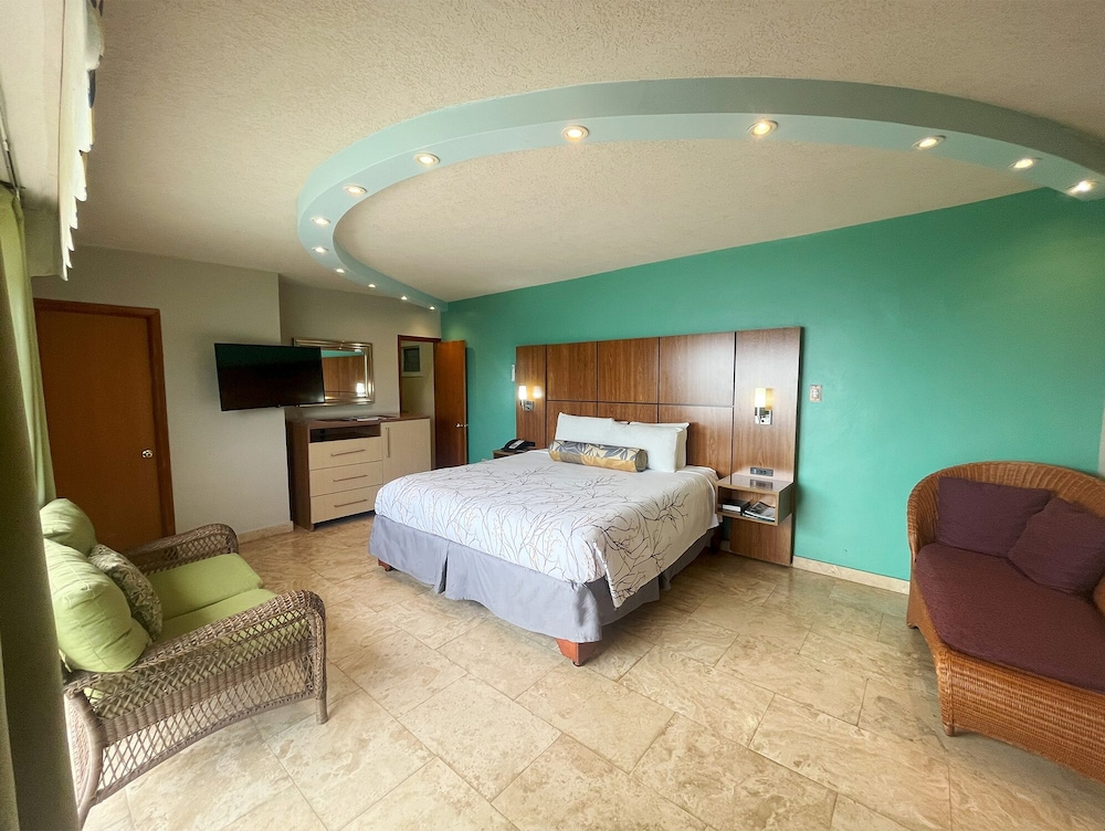 Ocean View Villa Suite King Bed