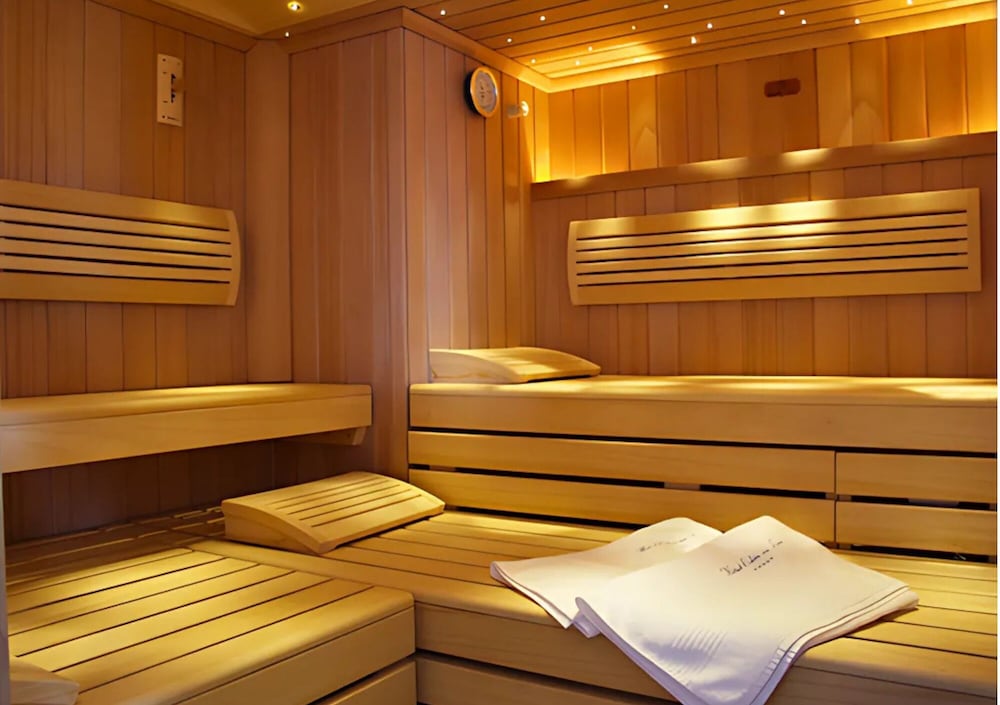 Double Room (Private Sauna)