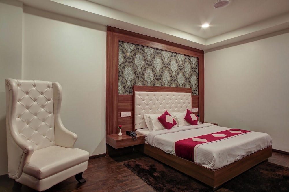 Premium Double Room, Smoking, Ground Floor photo 3