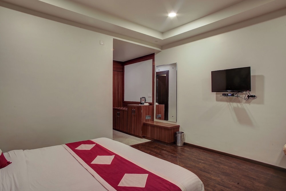 Premium Double Room, Smoking, Ground Floor photo 2