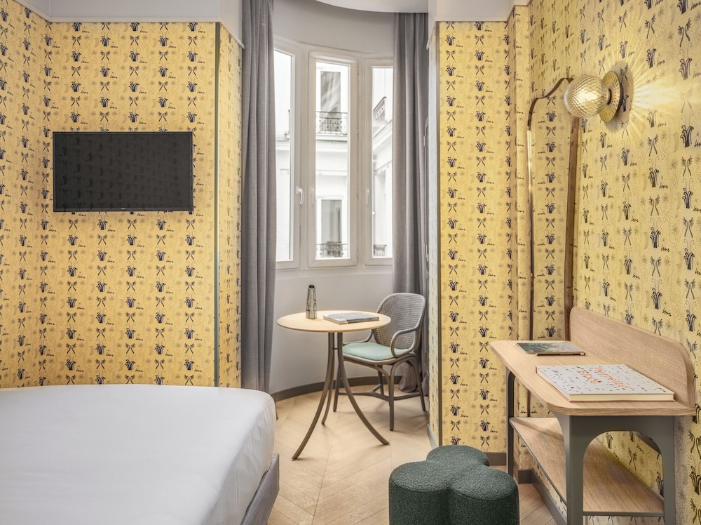 Classic Single Room