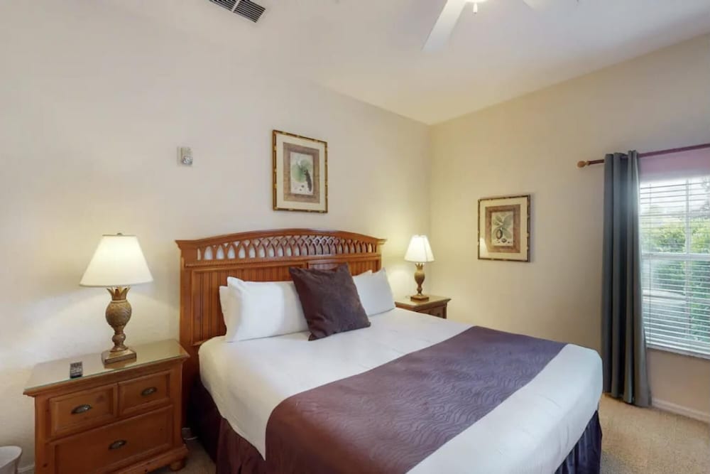 Disney Area Stueetage Parkering Gratis, Billede 7