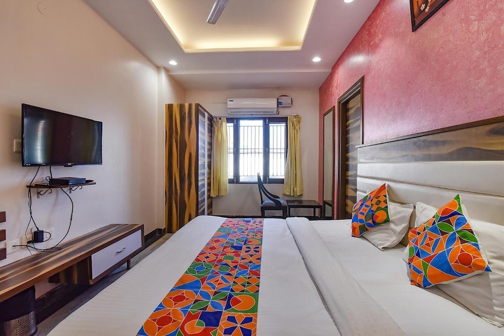 Deluxe Room - Photo 14
