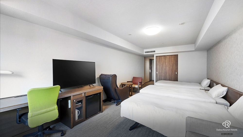 Deluxe Twin Room Non Smoking (For 3 people)