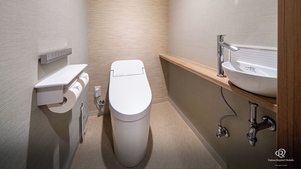 [No Smoking/Castle View] Junior Suite Fours - Photo 5