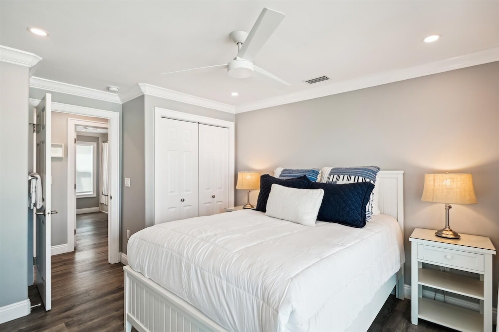 Condo, 3 Bedrooms