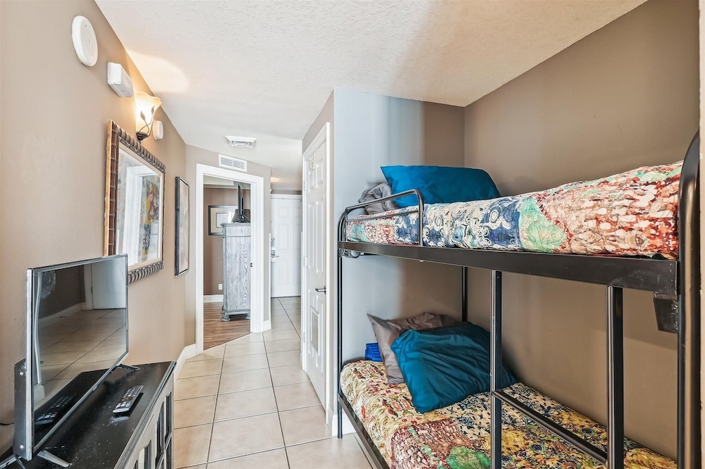 Condo, 1 Bedroom