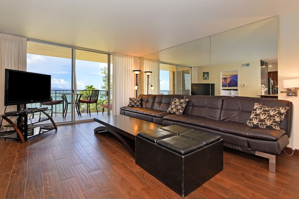 Condo, 1 Bedroom photo 1