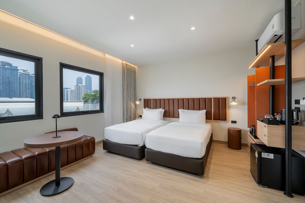 Deluxe Twin Room, City View photo 1